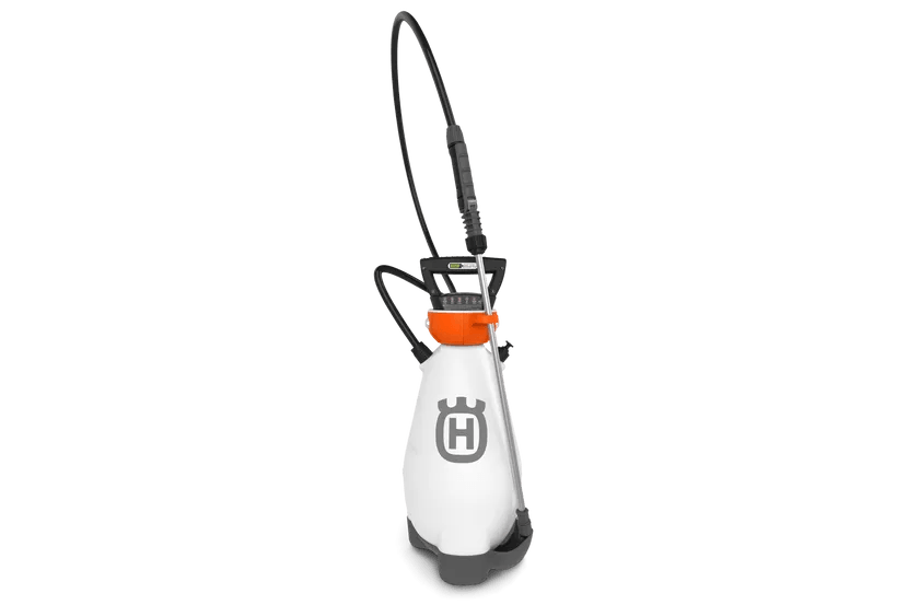 garden hand held sprayer Husqvarna 598967601 2 Gallon 7.2V Battery Handheld Sprayer