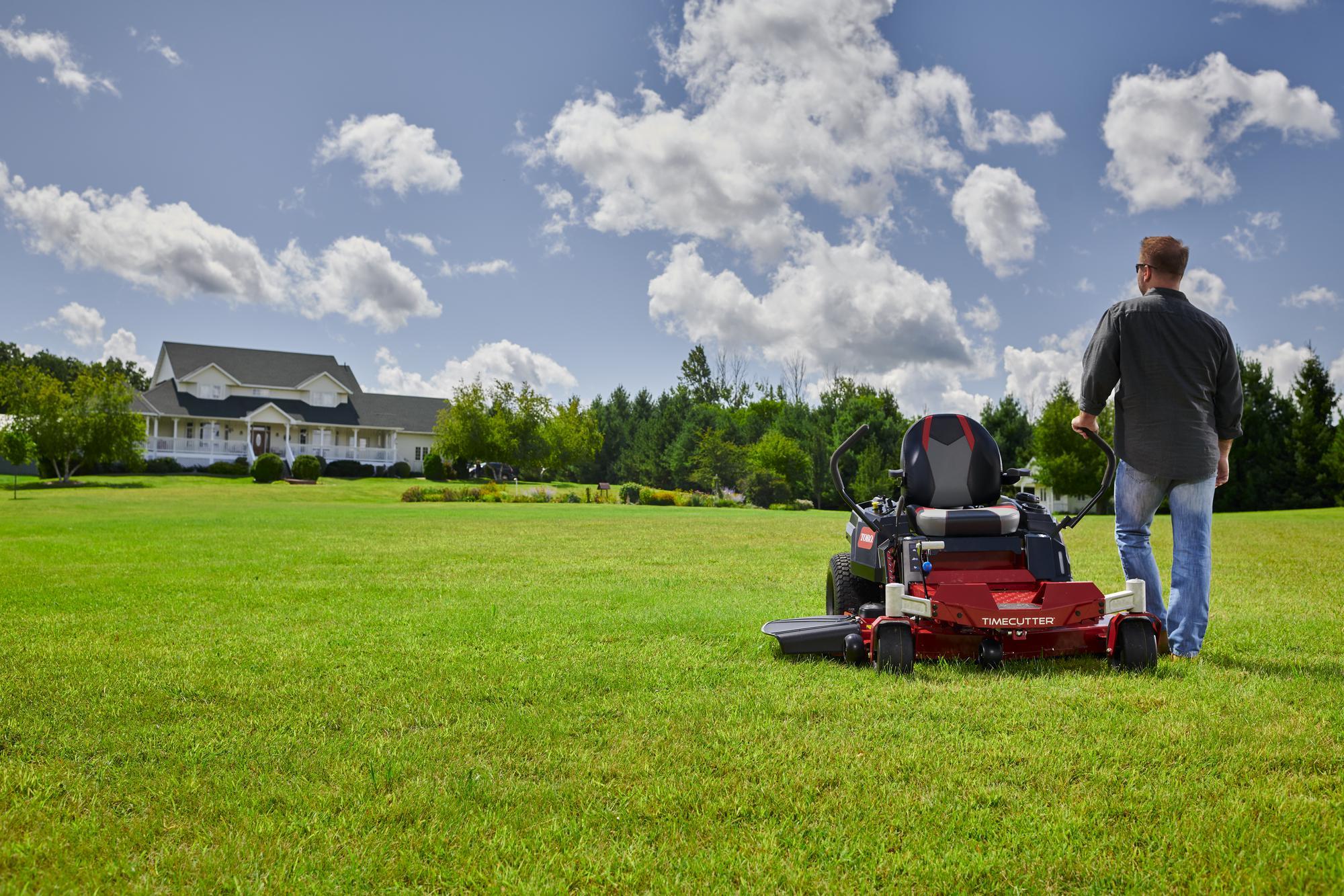 DIY Lawn Care vs. Hiring a Lawn Service: Which Option Saves More Money? - Arco Lawn Equipment